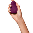 dame_pom_plum_c